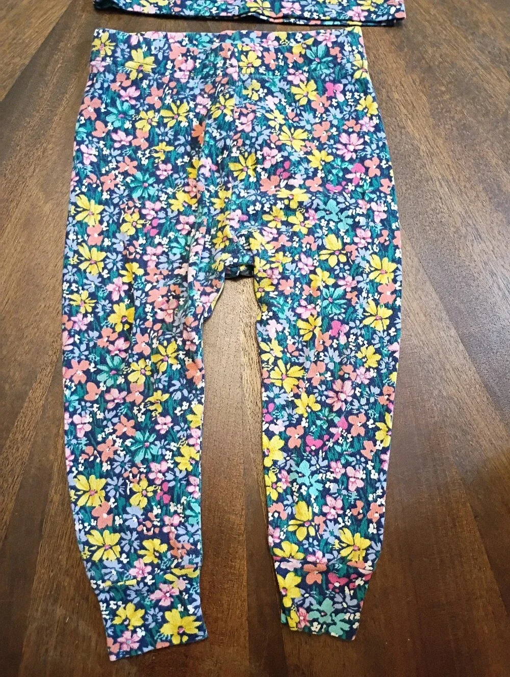 Old Navy Toddler Girls Floral 2 Piece Pajama Set 18-24M Ribbed Short Sleeve